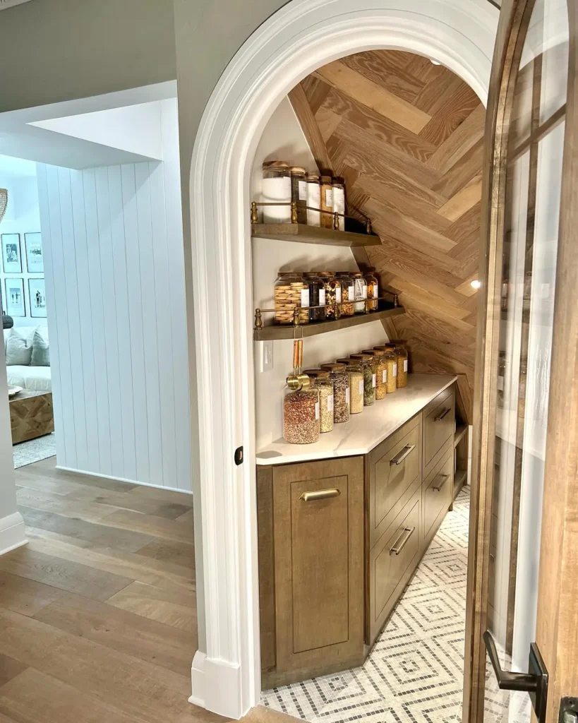 13 Smart Under Stairs Pantry Closet Shelving Ideas To Maximize Space Modern Walk-In Pantry Organization