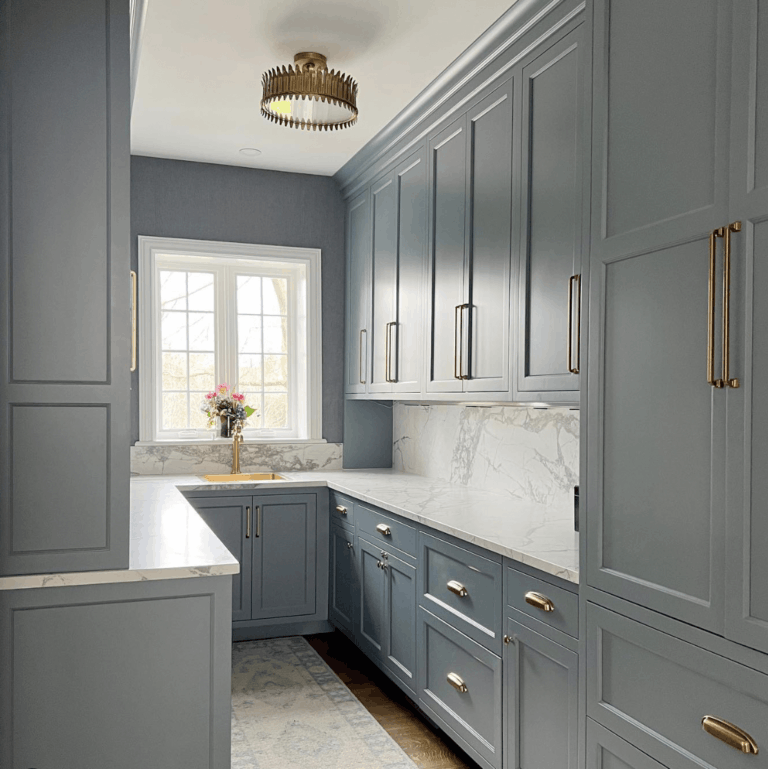 10 Kitchen Cabinet Ideas That Elevate Quiet Luxury in Modern Homes Modern U Shaped Kitchen